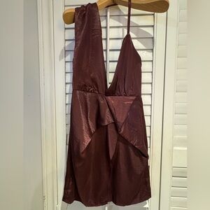 Missguided + One Shoulder Dress in Deep Burgundy
